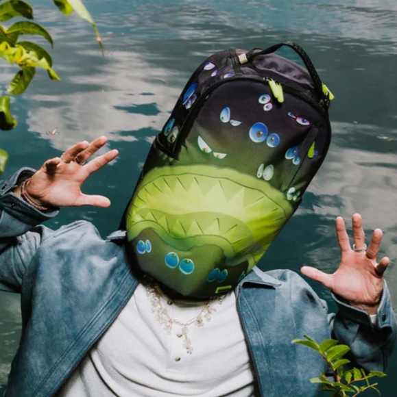 NWT Sprayground All Eyes on Me Glow in Dark Shark DLXSR Backpack Limited Unisex - Picture 1 of 17